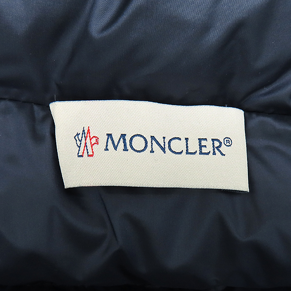 MONCLER(��Ŭ����) ���̺� G20939B00030 �ٿ� �е� �� ��Ʈ ���� ���� ���� [�λ꼾�Һ���] �̹���4 - ���̺��� �߰���ǰ