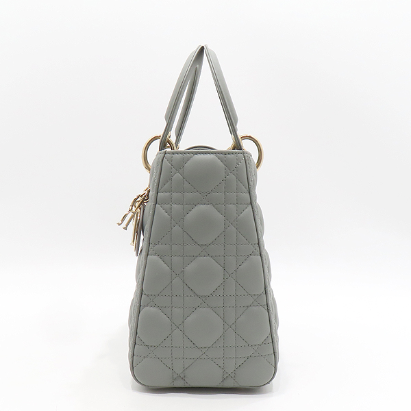 Dior(ũ����î���) M0565ONGE �׷��� ��� ����Ų LADY DIOR ���̵� ��� �̵�� ������ ��Ʈ�� + ũ�ν� ��Ʈ�� [��õ��] �̹���3 - ���̺��� �߰���ǰ
