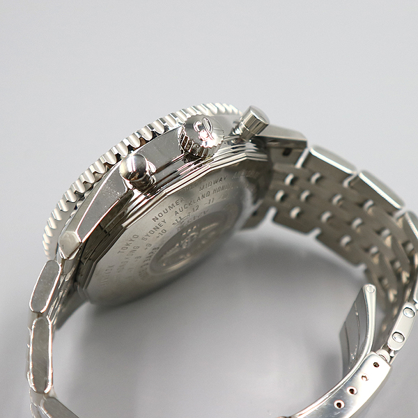 BREITLING(�����Ʋ��) A2432212 B726 NAVITIMER (�׺�Ÿ�̸�) WORLD (����) GMT 46MM �����ƽ ũ�γ�׷��� ��ƿ��� ������ �ð� [�뱸��������] �̹���3 - ���̺��� �߰���ǰ