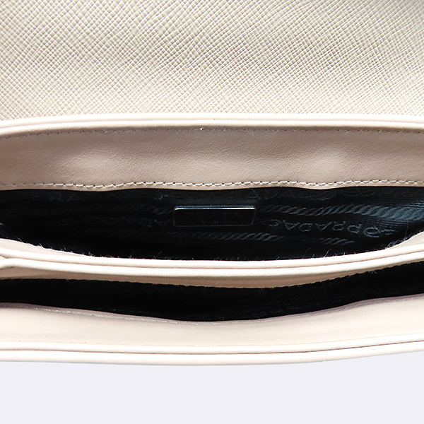 Prada(�����) 1BD144 ������ �÷� ���� �ΰ� ��� ũ�ν��� [�λ꼾�Һ���] �̹���5 - ���̺��� �߰���ǰ