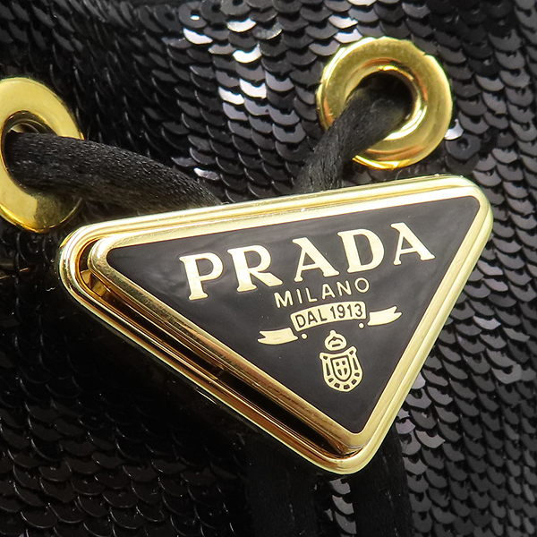 Prada(�����) 1NR016 ���� ���ر� ���� ��ƾ ���� �ﰢ �ΰ� �̴� ��Ŷ �Ŀ�ġ ü�� ũ�ν��� [��ź�Ե���] �̹���3 - ���̺��� �߰���ǰ