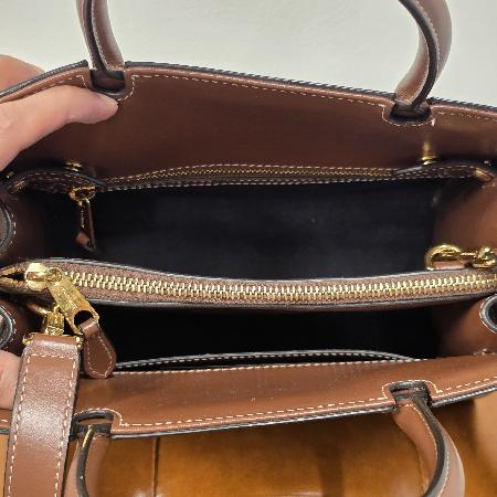 Burberry(버버리) 8025267 빈티지 체크 투 핸들 미니 타이틀 토트백 + 숄더 스트랩 2WAY Burberry(버버리) 8025267 빈티지 체크 투 핸들 미니 타이틀 토트백 + 숄더 스트랩 2WAY