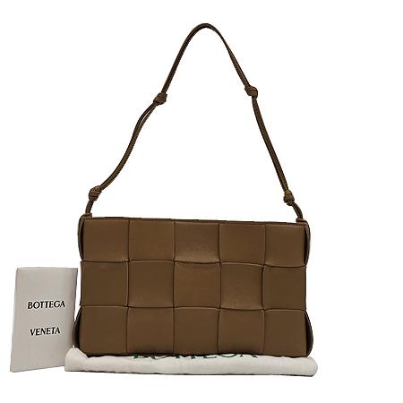 BOTTEGAVENETA(보테가베네타) 730543 카멜 레더 인트레치아토 카세트 파우치 숄더백 (광주롯데점) BOTTEGAVENETA(보테가베네타) 730543 카멜 레더 인트레치아토 카세트 파우치 숄더백 (광주롯데점)