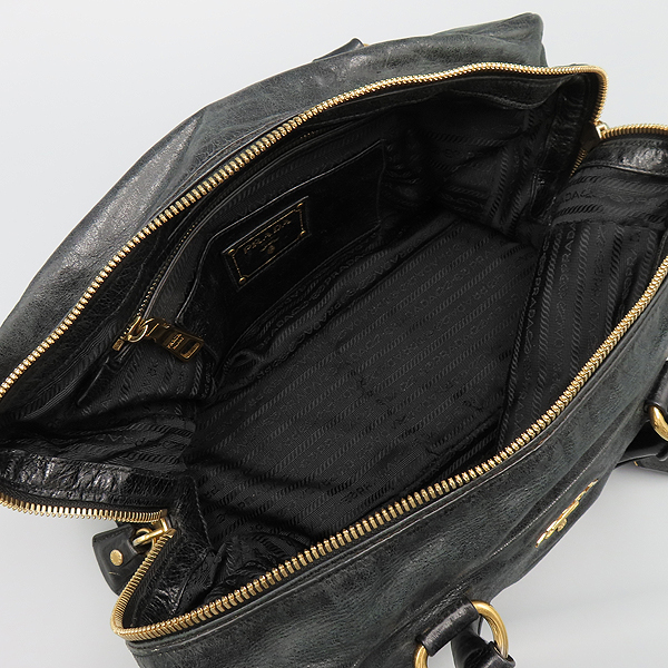 Prada(�����) BL0821 ���� ���� VITELLO SHINE(���ڷ� ����) ��Ʈ�� + ��� ��Ʈ�� 2WAY [�ϳ��̻���] �̹���7 - ���̺��� �߰���ǰ