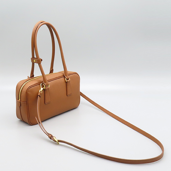 Prada(�����) 1BB130 �ڳ� �÷� ���ǾƳ� ���� ���� �ﰢ�ΰ� ���� ž �ڵ�� + ��� ��Ʈ�� 2-WAY [���̷Ե���] �̹���4 - ���̺��� �߰���ǰ