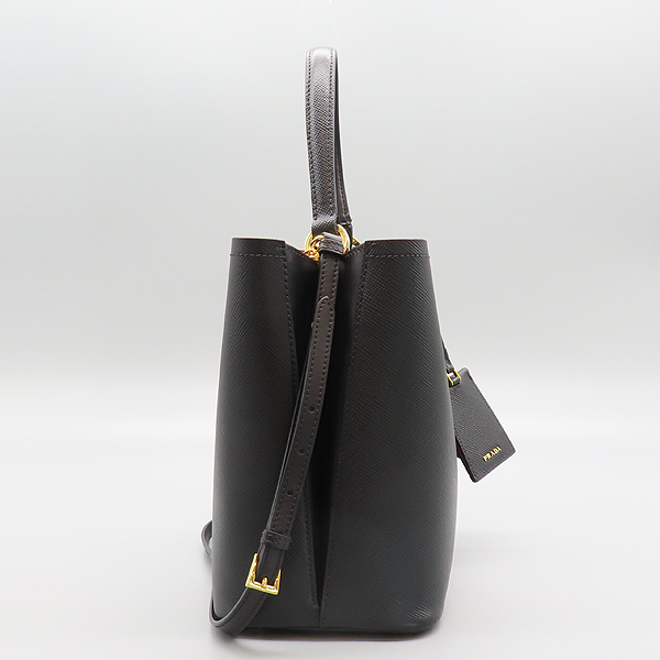 Prada(�����) 1BA211 NERO ���� ���ǾƳ� �ĴϿ� �κ��� ��Ʈ�� + �����Ʈ�� 2-WAY [���̷Ե���] �̹���2 - ���̺��� �߰���ǰ