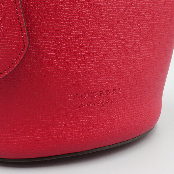 Burberry(������) 4057153 ���� ���� ���̸��� �� ��Ŷ ����� �� ũ�ν��� [�ϳ��̻���] �̹���5 - ���̺��� �߰���ǰ