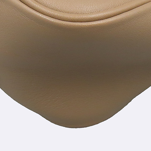 Gucci(����) 443496 ��ũ ������ ��Ʋ�� ���� �̵�� M ������ ����� ��Ʈ��Ƽġ GG Marmont ����Ʈ ü�� �÷� ����� [�����νż�����] �̹���5 - ���̺��� �߰���ǰ