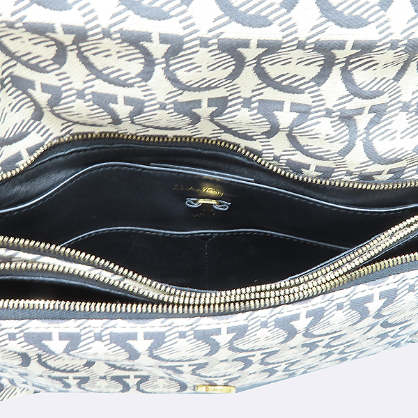 Ferragamo(��󰡸�) 21 0363 ��ġ�� �ڰ��� �е� ��� ���� ����� [�ϻ�Ե���] �̹���5 - ���̺��� �߰���ǰ