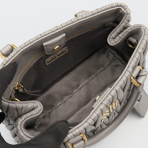MiuMiu(�̿�̿�) 5BA258 �׷��� ���� ��Ʈ��� ��Ʈ�� + �����Ʈ�� [�ϳ��̻���] �̹���7 - ���̺��� �߰���ǰ