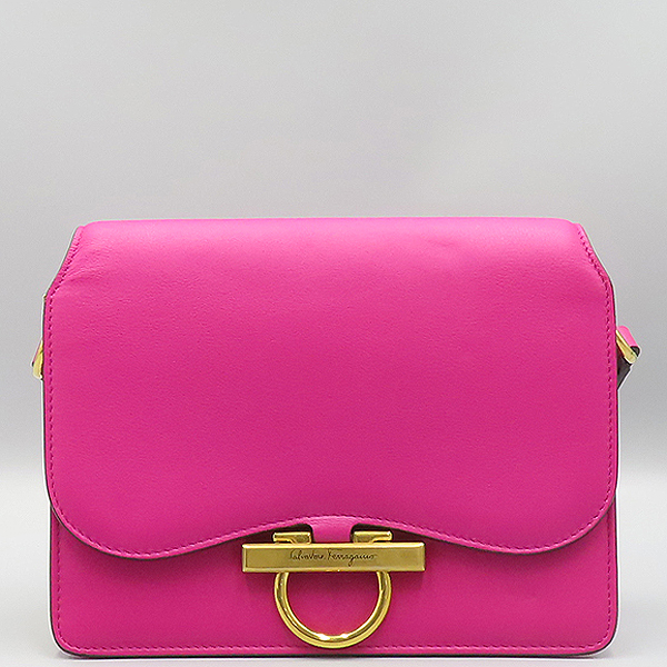 Ferragamo(��󰡸�) 21 H321 ��ũ ���� ���� ��ġ�� �� ���� ����� [��ź�Ե���] �̹���2 - ���̺��� �߰���ǰ