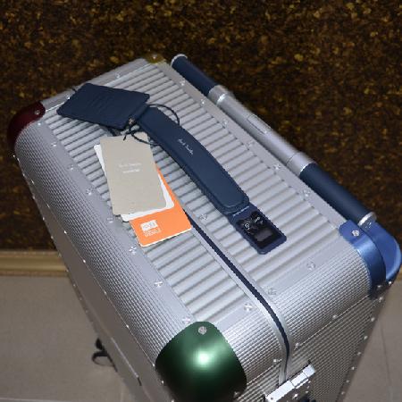 LUXURY OTHER(�ο�ο�) X �� ���̽� ALU üũ�� ���� (88L/29��ġ) �˷�̴� ĳ���� �̹���3 - ���̺��� �߰���ǰ