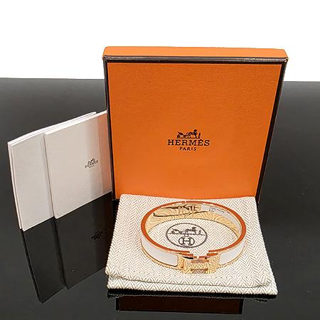Hermes(에르메스) H700001F031 화이트 클릭 아슈 금장 뱅글 팔찌 PM (광주롯데점) Hermes(에르메스) H700001F031 화이트 클릭 아슈 금장 뱅글 팔찌 PM (광주롯데점)