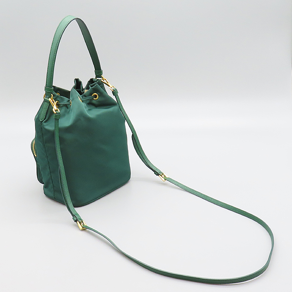 Prada(�����) 1BH038 �׸� �÷� �࿧ �����Ϸ� ��Ŷ�� + ũ�ν� ��Ʈ�� [���̷Ե���] �̹���4 - ���̺��� �߰���ǰ