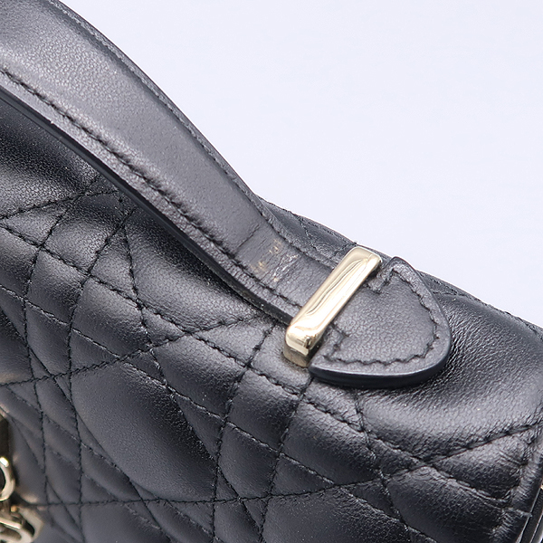 Dior(ũ����î���) S0980ONMJ ���� �÷� ����Ų ��� MY DIOR ���� ��� �̴� ü�� ũ�ν��� [����������] �̹���4 - ���̺��� �߰���ǰ