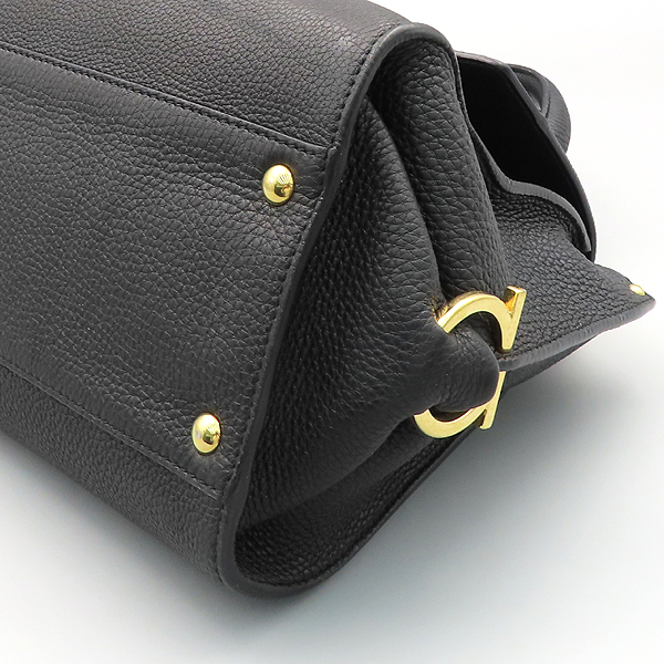 Ferragamo(��󰡸�) 21 E530 ���� ���� ��ġ�� ���� �ΰ� ���Ǿ� ��Ʈ�� ����� [õ�Ƚż�����] �̹���5 - ���̺��� �߰���ǰ