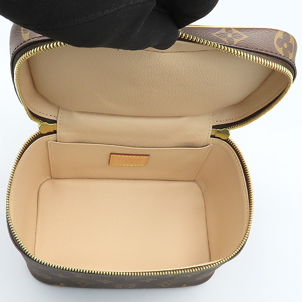 Louis Vuitton(���̺���) M44495 ���׷� ĵ���� �Ͻ� �̴� �ڽ���ƽ ���̽� ��Ʈ��  [õ�Ƚż�����] �̹���7 - ���̺��� �߰���ǰ