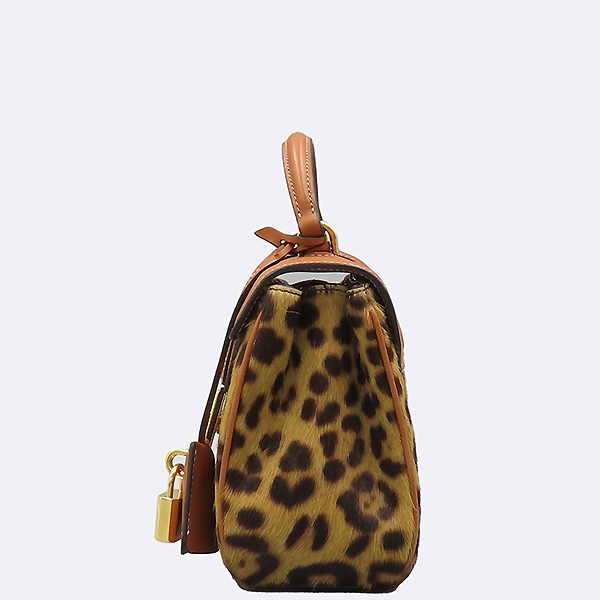 Celine(������) 197983FXY.19LE �����ĵ� ��ġ ī����Ų 16�� �̴� ��Ʈ�� + ��Ʈ�� 2WAY [�����νż�����] �̹���3 - ���̺��� �߰���ǰ