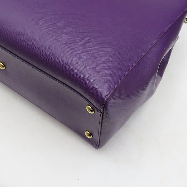 Ferragamo(��󰡸�) 21 F561 ���� ���ǾƳ� ���� �ٶ� ��� ü�� ����� [�д�������] �̹���4 - ���̺��� �߰���ǰ