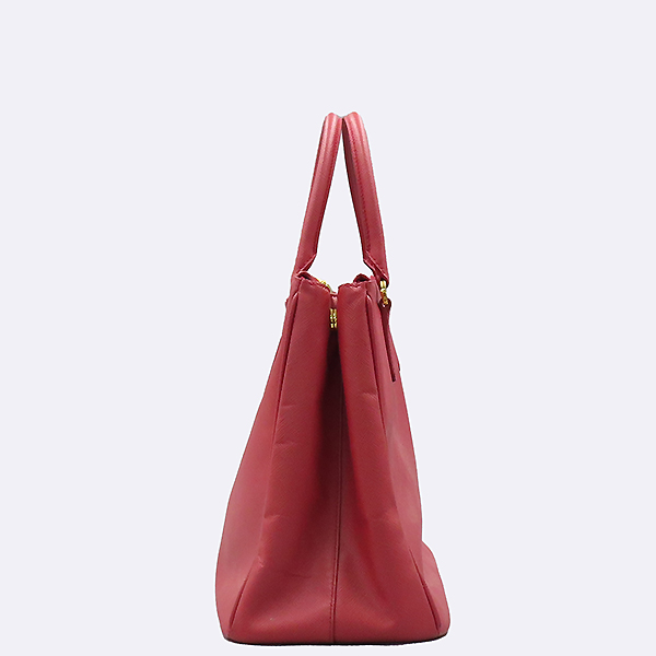 Prada(�����) BN1786 ���� SAFFIANO LUX ���ǾƳ� ���� ���� �ﰢ �ΰ� ��Ʈ�� [�����νż�����] �̹���2 - ���̺��� �߰���ǰ
