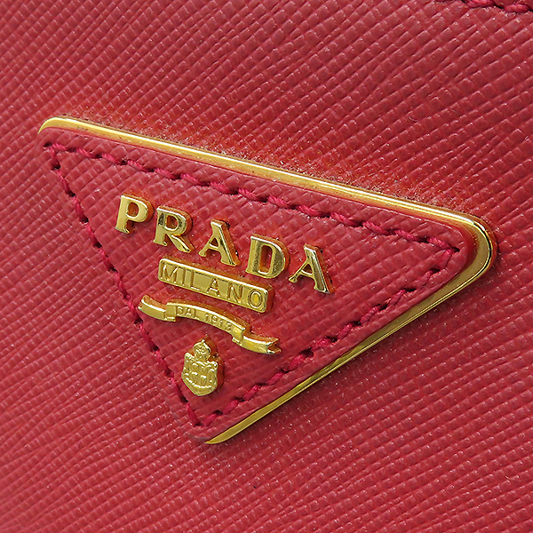 Prada(�����) BN1786 ���� SAFFIANO LUX ���ǾƳ� ���� ���� �ﰢ �ΰ� ��Ʈ�� [�����νż�����] �̹���3 - ���̺��� �߰���ǰ