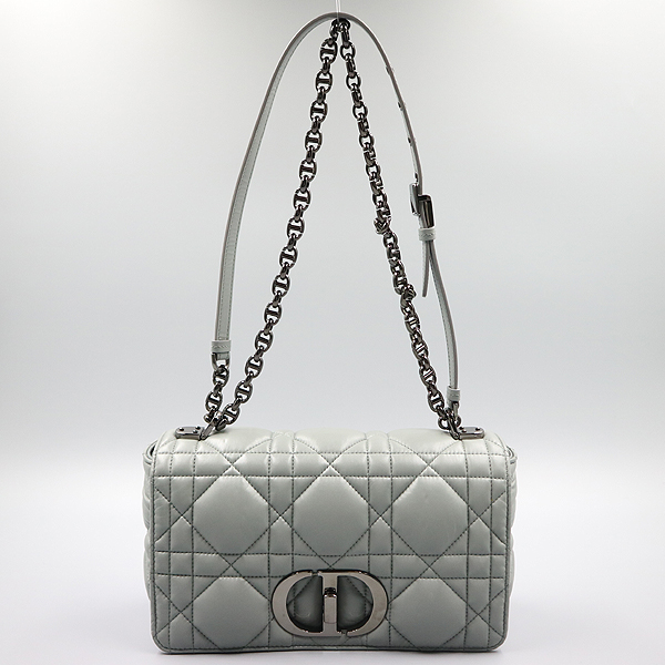 Dior(ũ����î���) M9242BNGK ����׷��� �÷� �е� ī�� �̵�� ����� [�뱸��������] �̹���2 - ���̺��� �߰���ǰ