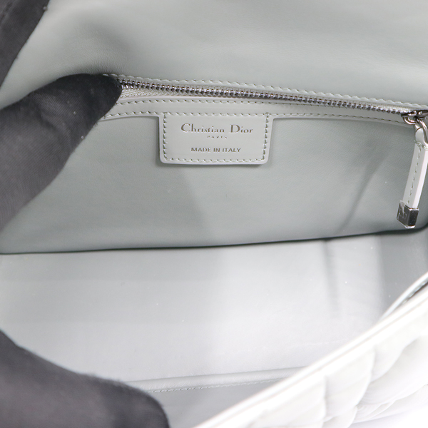 Dior(ũ����î���) M9242BNGK ����׷��� �÷� �е� ī�� �̵�� ����� [�뱸��������] �̹���7 - ���̺��� �߰���ǰ