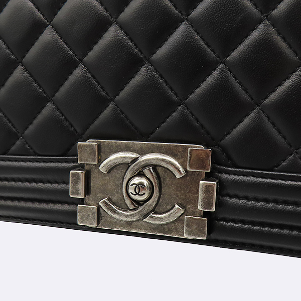 Chanel(����) A67086 ���̻��� �̵�� ü�� �÷� ����� [��������] �̹���3 - ���̺��� �߰���ǰ