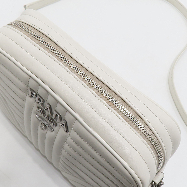 Prada(�����) 1BH083 ���̺��� ���� ���̾Ʊ׷� ü�� ��� ũ�ν��� [��õ��] �̹���4 - ���̺��� �߰���ǰ