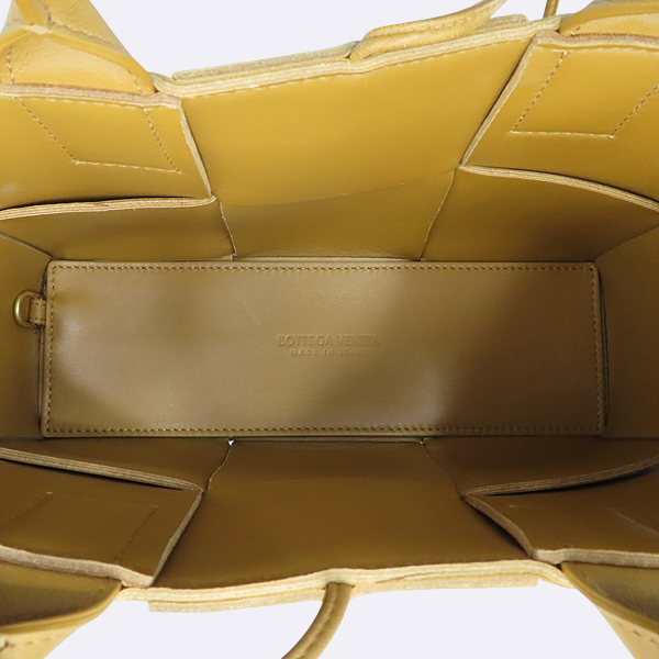 BOTTEGAVENETA(���װ�����Ÿ) 709337 ī�� ���� �Ƹ��� �̴� ��Ʈ�� + �����Ʈ�� 2WAY+ �����Ŀ�ġ [��������] �̹���6 - ���̺��� �߰���ǰ