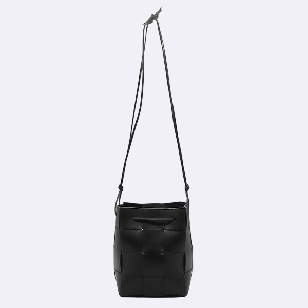 BOTTEGAVENETA(���װ�����Ÿ) 680218 ���� ����Ų ��Ʈ��ġ�� ī��Ʈ ���� ��Ŷ ũ�ν��� [�λ꼾�Һ���] �̹���2 - ���̺��� �߰���ǰ