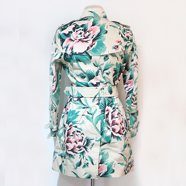 Burberry(������) 2850 �ö�� ���� Ʈ��ġ ��Ʈ + ��Ʈ [�뱸��������] �̹���3 - ���̺��� �߰���ǰ