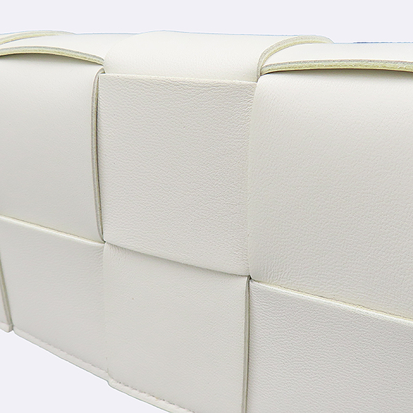 BOTTEGAVENETA(���װ�����Ÿ) 742098 ȭ��Ʈ �÷� ��Ʈ��ġ���� �ٰ�Ʈ ü�� ����� [��������] �̹���4 - ���̺��� �߰���ǰ
