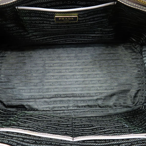 Prada(�����) BN1844 ������ �÷� SAFFIANO LUX(���ǾƳ� ����) �ﰢ ���� �ΰ� ��Ʈ�� [�λ꼾�Һ���] �̹���7 - ���̺��� �߰���ǰ