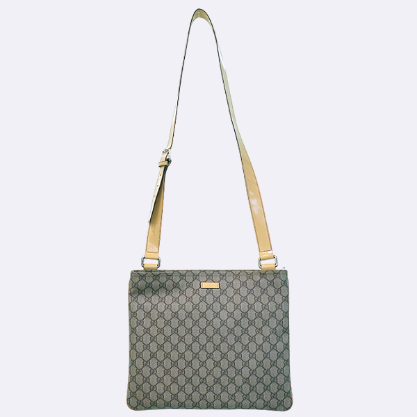 Gucci(����) 201446 GG�ΰ� PVC ���ο� ���� Ʈ���� �޽��� ũ�ν��� [��������] �̹���2 - ���̺��� �߰���ǰ