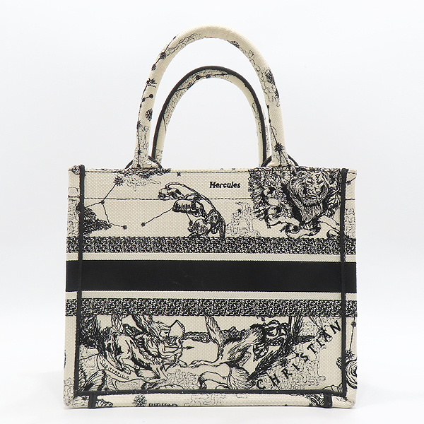 Dior(ũ����î���) M1265ZRHZ ����� �ڼ� ���� ����Ʈ [��õ��] �̹���4 - ���̺��� �߰���ǰ