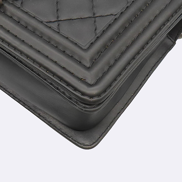 Chanel(����) A67086 ���̻��� �̵�� ü�� �÷� ����� [��������] �̹���4 - ���̺��� �߰���ǰ