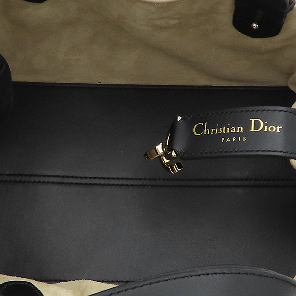 Dior(ũ����î���) M2822OSIY ������ ��ũ�α�� Dior Toujours ������ ���� ��Ʈ�� + ���� �Ŀ�ġ [�д�������] �̹���6 - ���̺��� �߰���ǰ