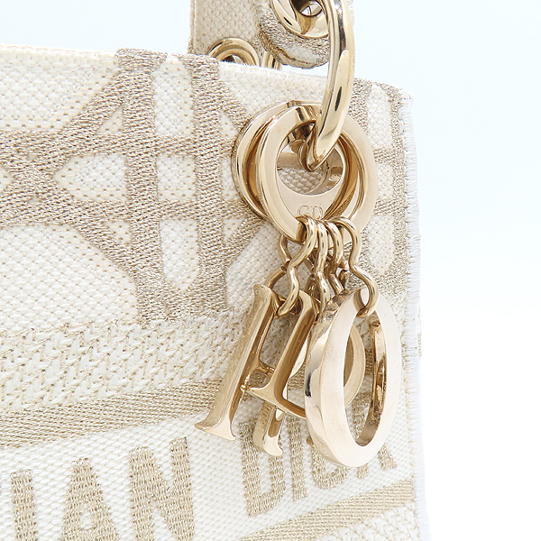 Dior(ũ����î���)  M0500OESI ȭ��Ʈ ��� �к긯 LADY D-LITE ���̵� �����Ʈ �̴� ��Ʈ�� + ��� ��Ʈ�� [��õ��] �̹���4 - ���̺��� �߰���ǰ