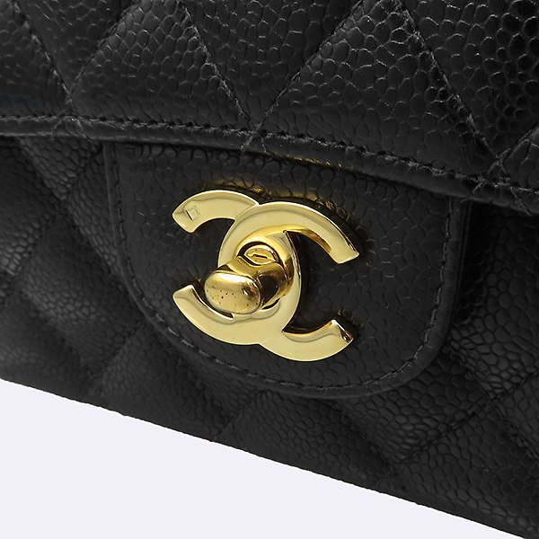 Chanel(����) A01112 ���� ĳ��� Ŭ���� �̵� M������ ���� �÷� ü�� ����� [�����] �̹���3 - ���̺��� �߰���ǰ