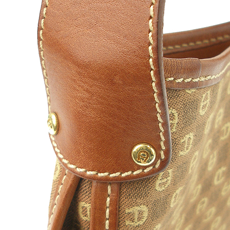Aigner(���̱׳�) ����� �̹���4 - ���̺��� �߰���ǰ