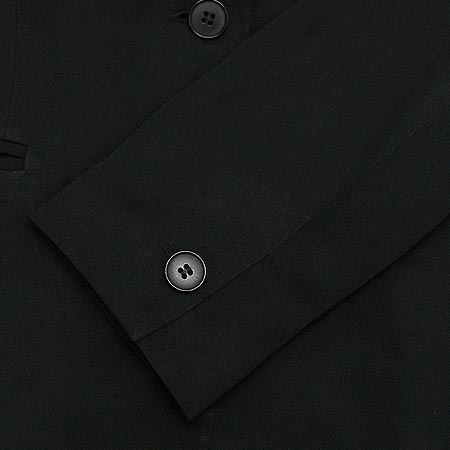 Armani(�Ƹ�����) ���� �̹���3 - ���̺��� �߰���ǰ