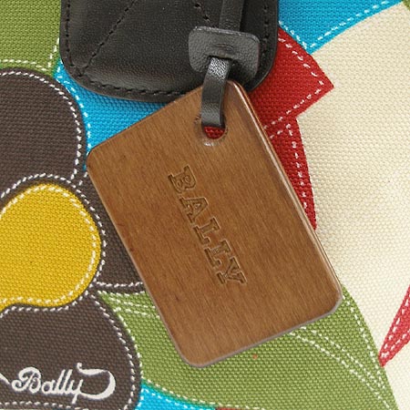 Bally(�߸�) �ö�� �ν����� ��Ʈ��(�Ե���ȭ��������) �̹���3 - ���̺��� �߰���ǰ