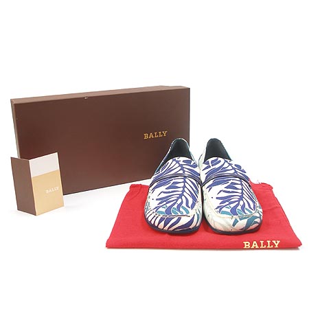 Bally(�߸�) ���� �̹���2 - ���̺��� �߰���ǰ