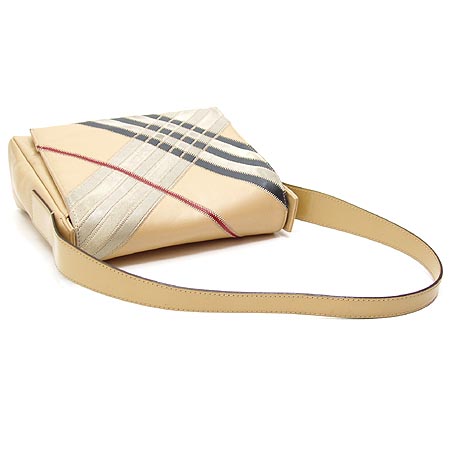 Burberry(������) ����� �̹���3 - ���̺��� �߰���ǰ