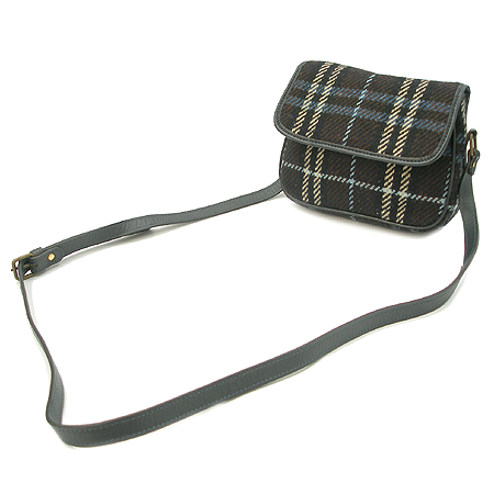 Burberry(������) ũ�ν��� �̹���2 - ���̺��� �߰���ǰ