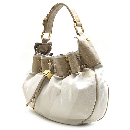 Burberry(������) ���μ� �Ǿ�� ����� [�д����] �̹���3 - ���̺��� �߰���ǰ