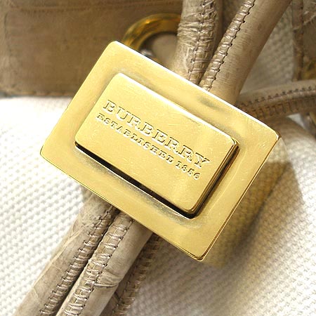 Burberry(������) ���μ� �Ǿ�� ����� [�д����] �̹���5 - ���̺��� �߰���ǰ