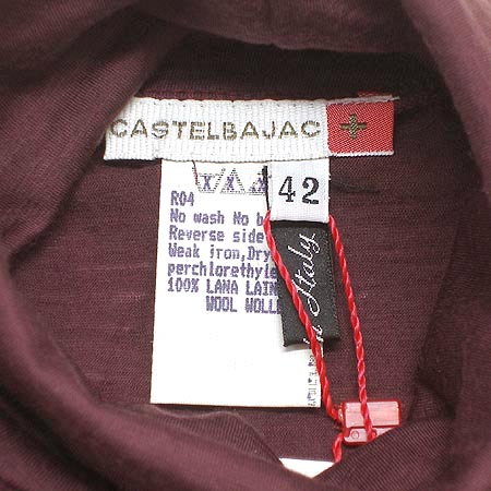 Castel Bajac Ƽ �̹���5 - ���̺��� �߰���ǰ