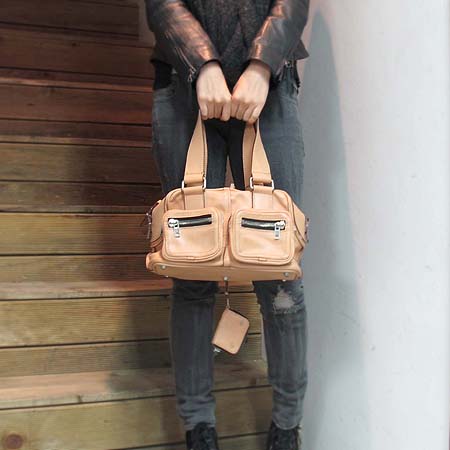 CHLOE(���ο�) ��Ƽ��Ʈ�� (������ȭ�����庸����) �̹���5 - ���̺��� �߰���ǰ